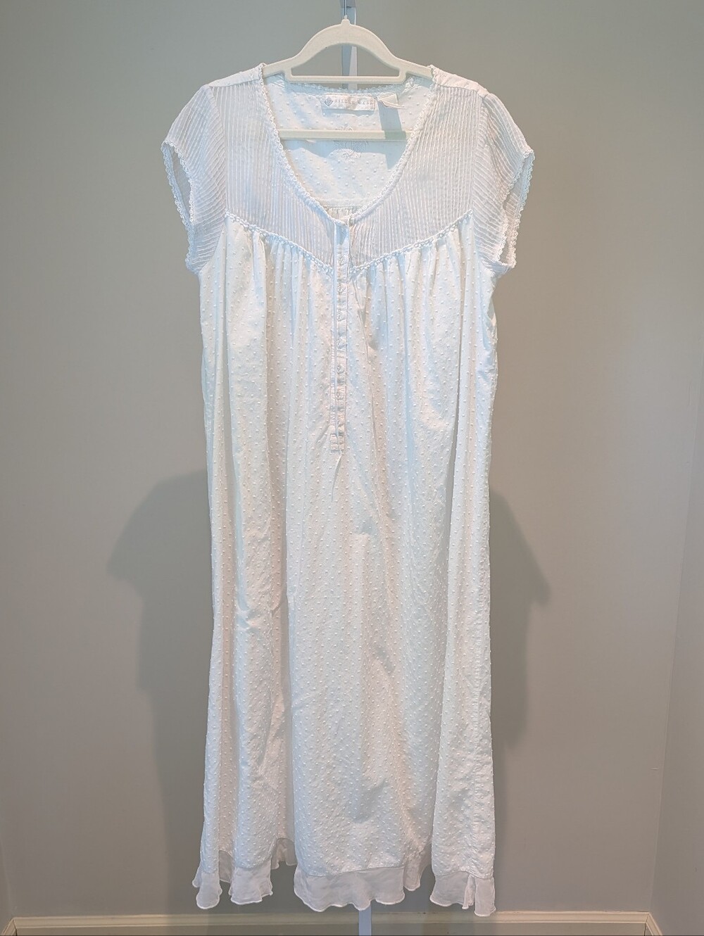 VTG Eileen West Nightgown Nap Dress Traditional Swiss Dot Ruffle Cottagecore S